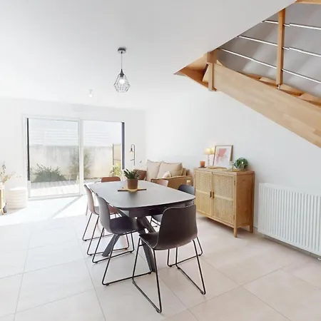 Merlyne 7 Holiday home *